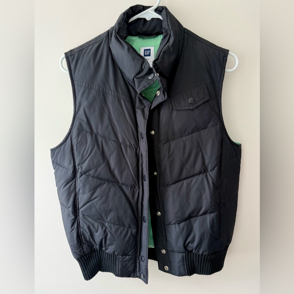 GAP Y2K Black Quilted Puffer Vest Size Medium
